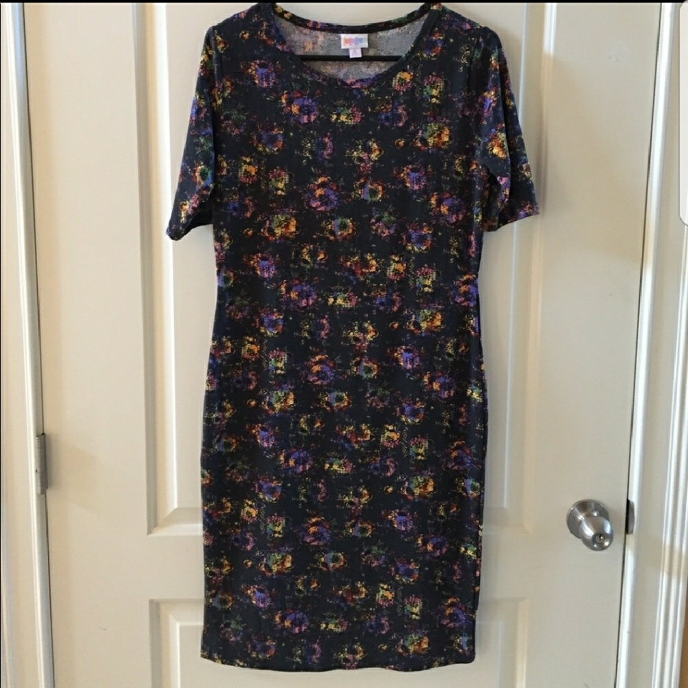Like New Lularoe Julia